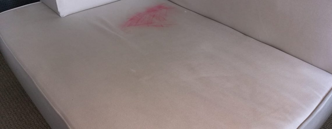 Antes y despues de demanchado en butaca